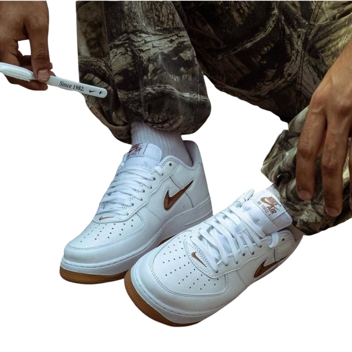 Zapatillas Nike Air Force 1 para Hombre color blanco de uso diario en Itagui Antioquia Colombia. Compra en onlineshoppingcenterg.